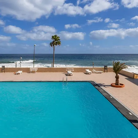 Live Atlantic Pearl *