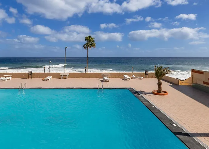 Live Atlantic Pearl *